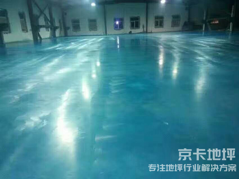 金刚砂耐磨地坪2.jpg