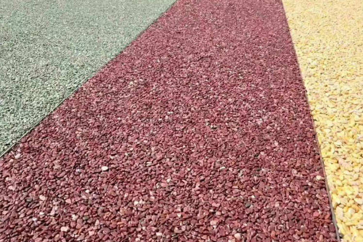 露骨料透水地坪