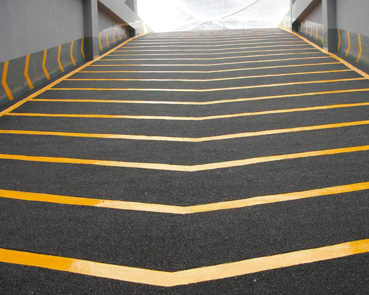 无震动防滑坡道